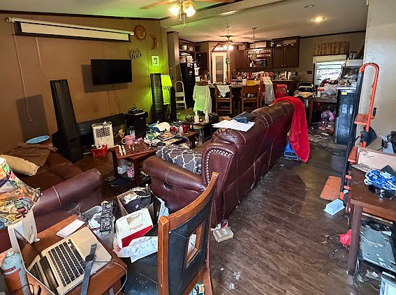 3rd image of 19169 S 460th Rd