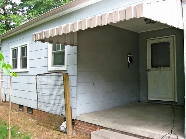 923 Hackett St, Greensboro, NC 27401
