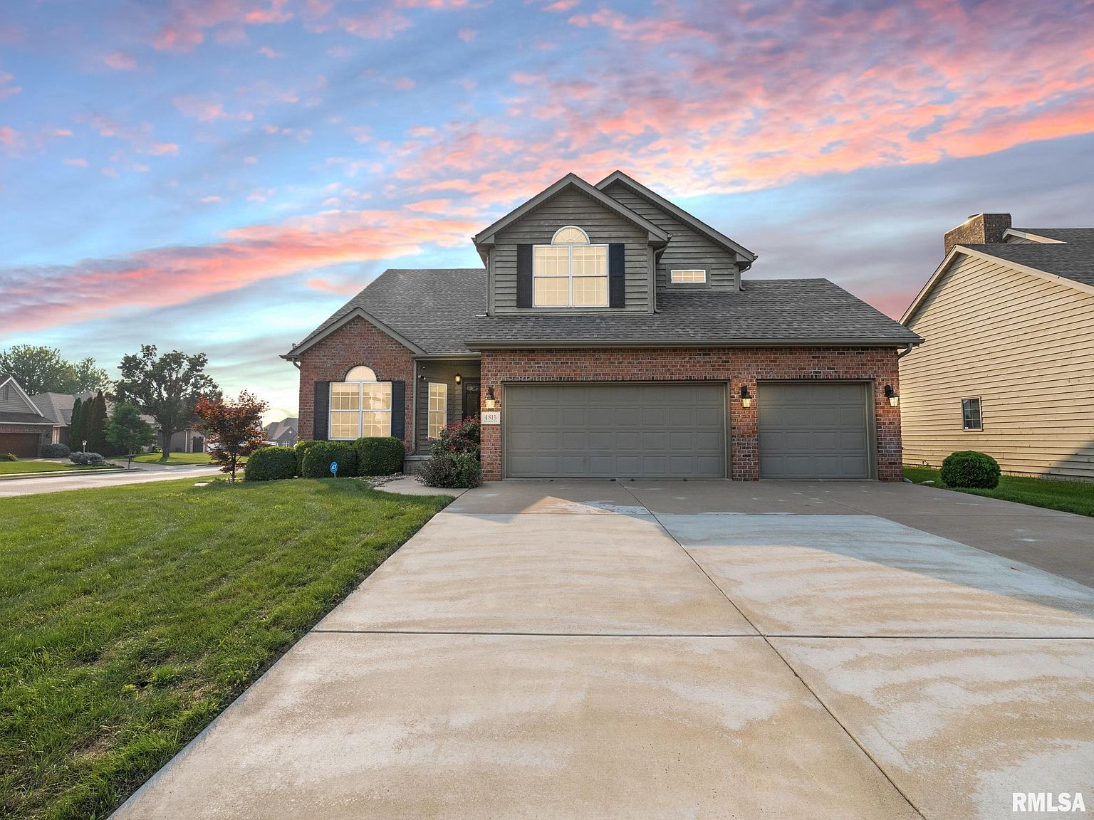 4815 Weaverridge Blvd