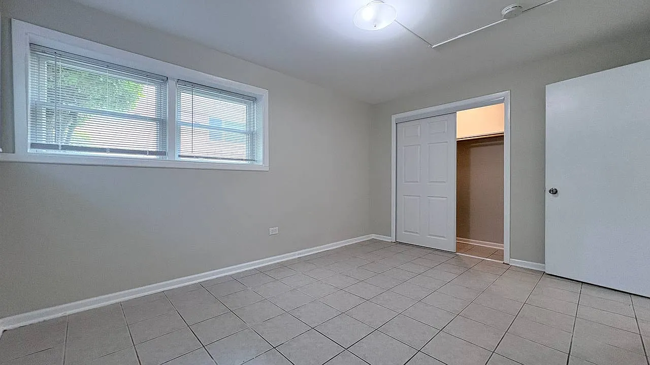 1 bed, 950 sqft, $1,495 — Photo 4