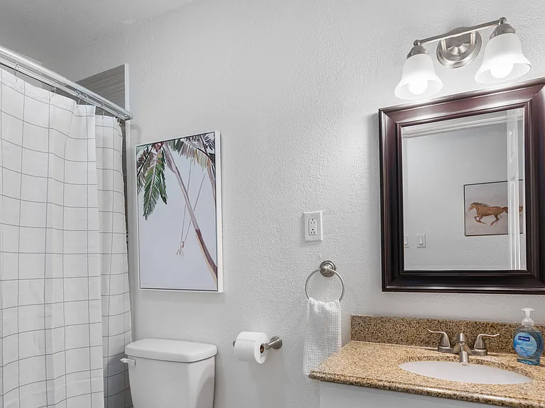Shin Oak Dr — Photo 7