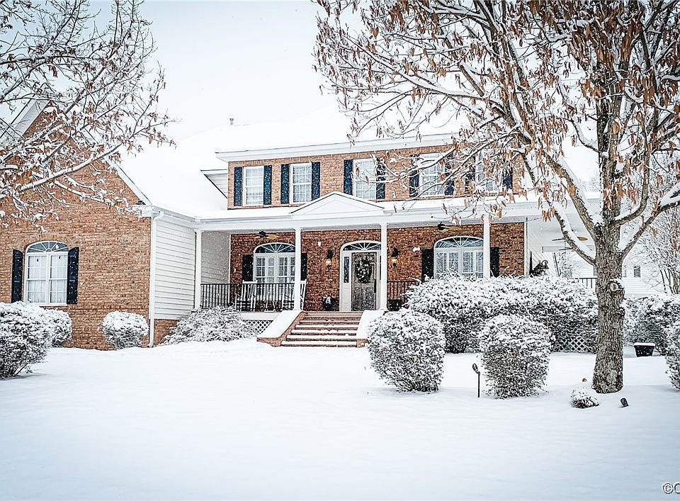 1st image of 8012 Lake Haven Dr