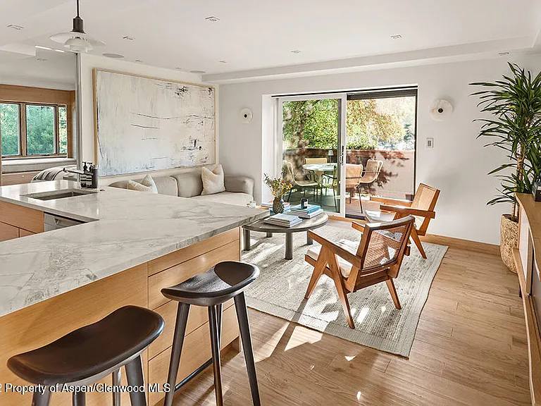 119 E Cooper Ave #15 — Photo 5