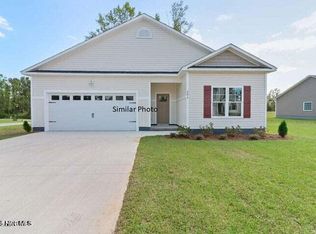 320 E Theriault Court, Jacksonville, NC 28540