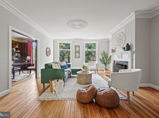 3325 R St NW, Washington, DC 20007