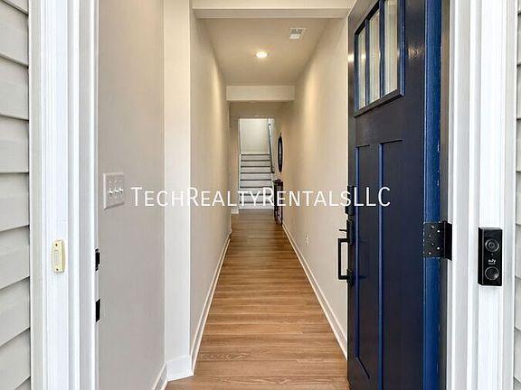 3rd image of 9802 Oaklawn Blvd NW #1