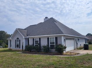 118 Woodfield Dr, Warner Robins, GA 31088