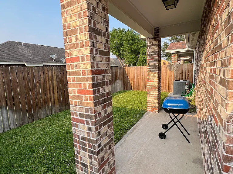 1027 Fairway Dr #1 — Photo 7