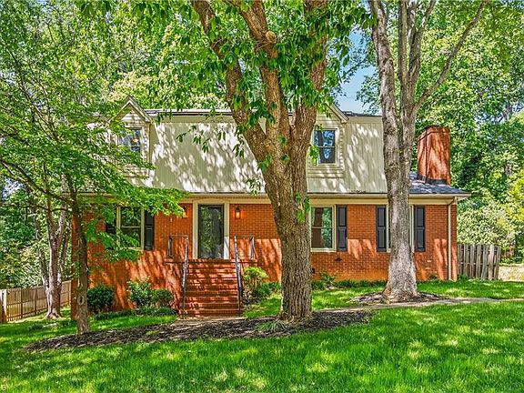 3rd image of 4510 Highberry Rd