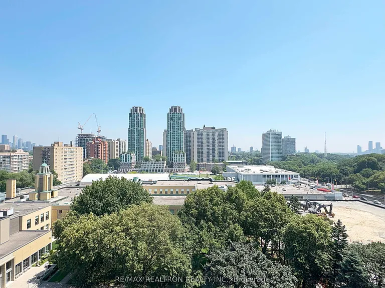 1500 Bathurst St #1208 — Photo 15