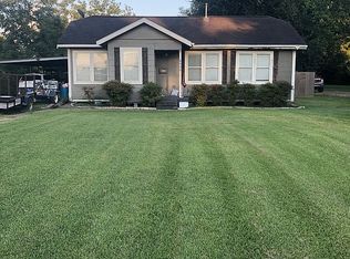 6430 Terrell St, Groves, TX 77619