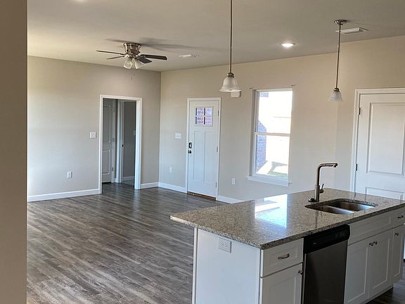 Kitchen/Living room open floor plan
