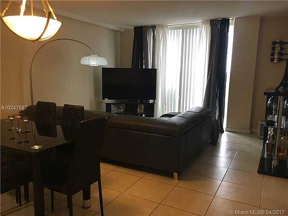5th image of 2020 NE 135th St APT 504