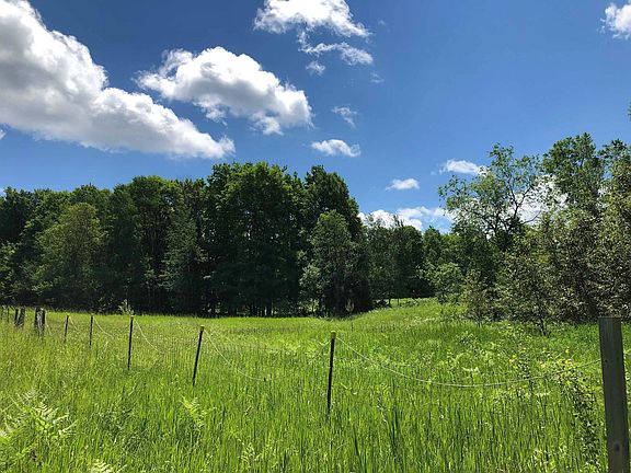 3rd image of 13729 Baird Rd