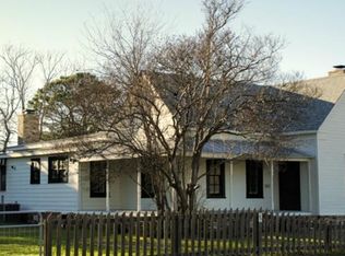 208 N Avenue G, Elgin, TX 78621