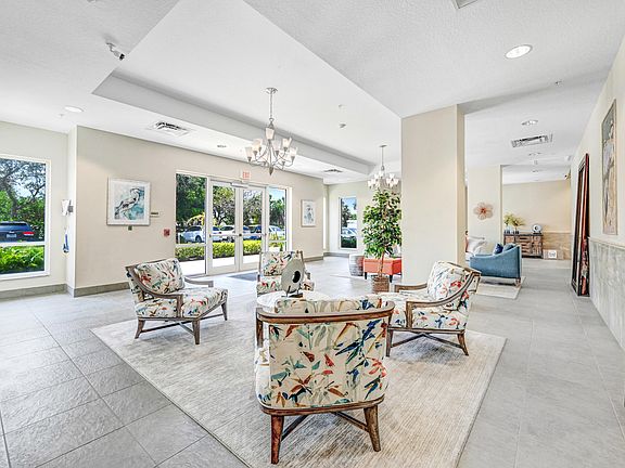 3rd image of 130 Warsteiner Way APT 703