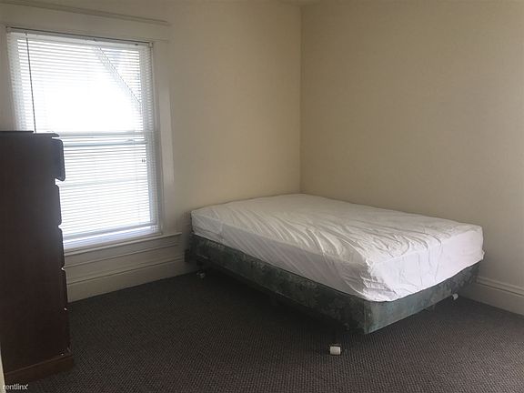 917 Greenwood Bedroom 4