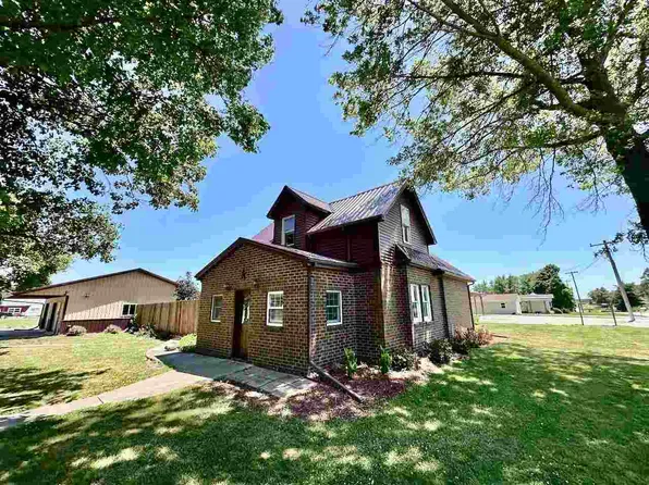 108 E South St, Ollie, IA 52576