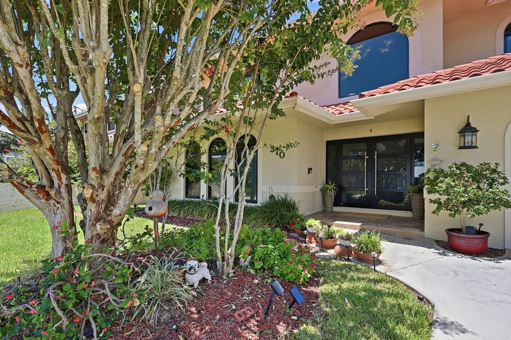 370 SE 13th Avenue, photo 3