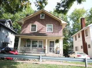 914 Lee Barton Ct, Kalamazoo, MI