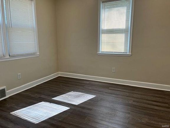4th image of 706 Wesley Ave