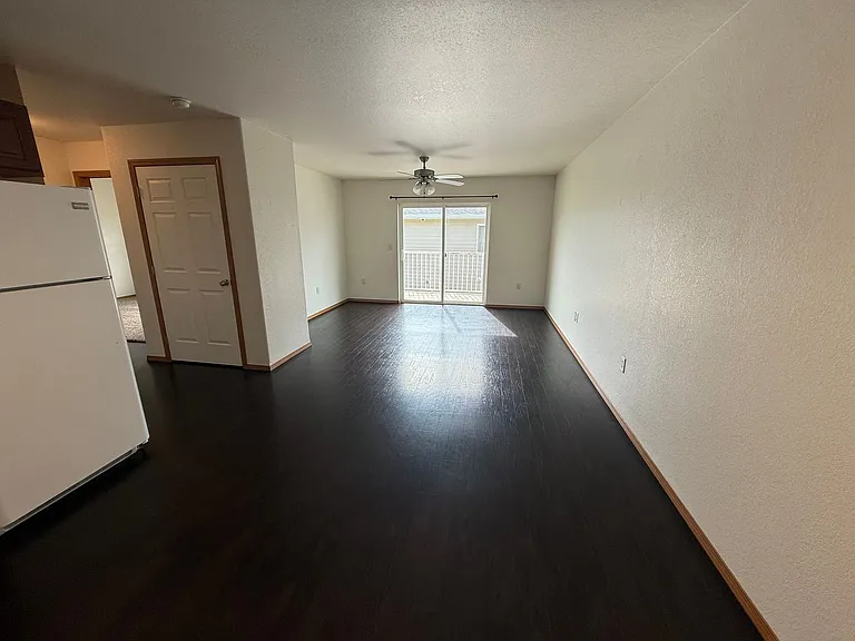 505 Sixteen Avenue Cir NE #8 — Photo 6