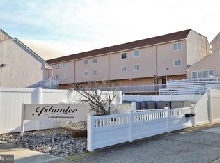 323 44th St S APT 4, Brigantine, NJ 08203