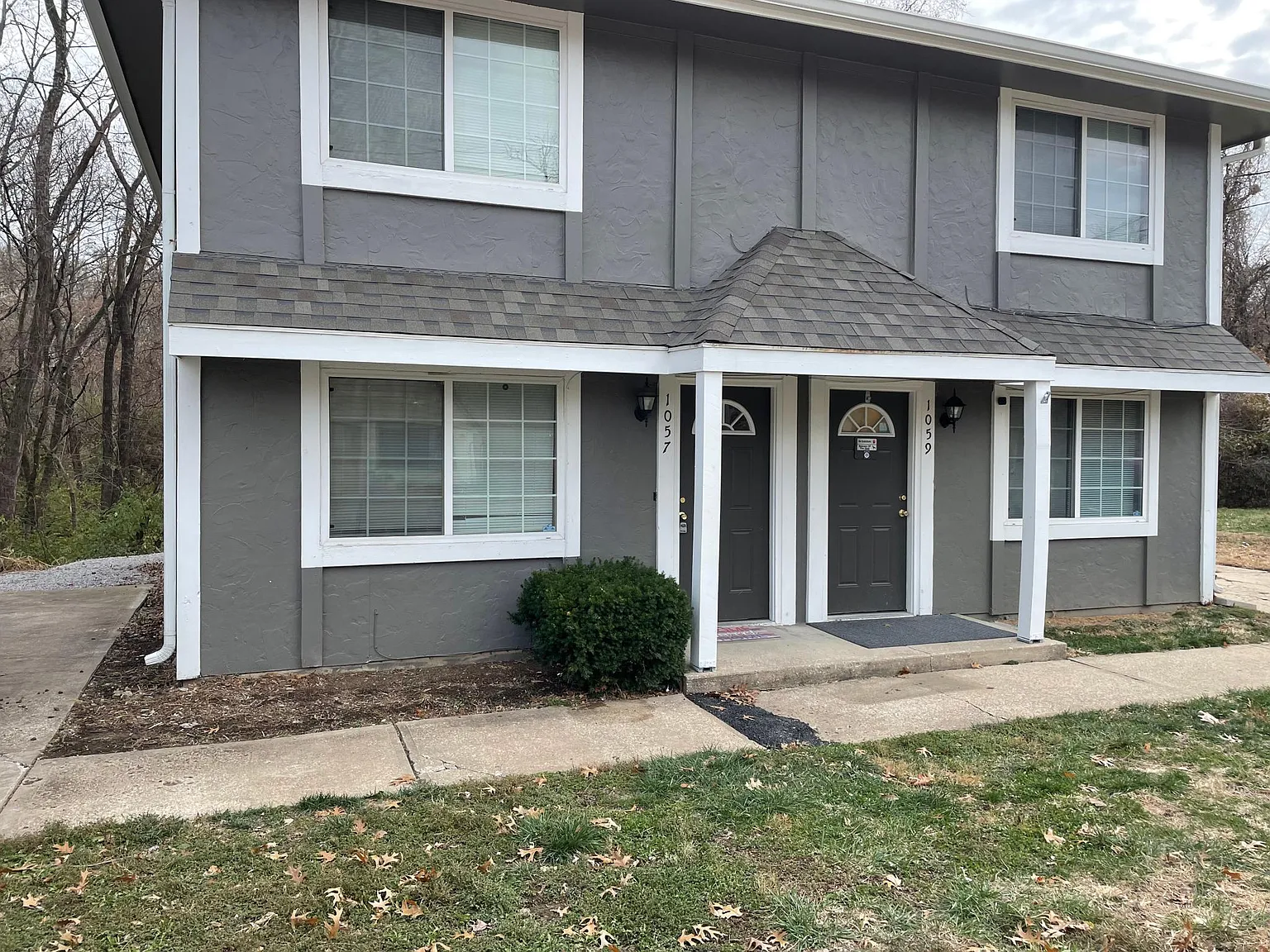 2 bed, 960 sqft, $950 — Photo 1