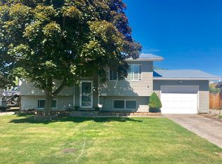1980 S Falcon Dr, Ammon, ID 83406