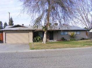 1630 W Oriole Ave, Visalia, CA 93291