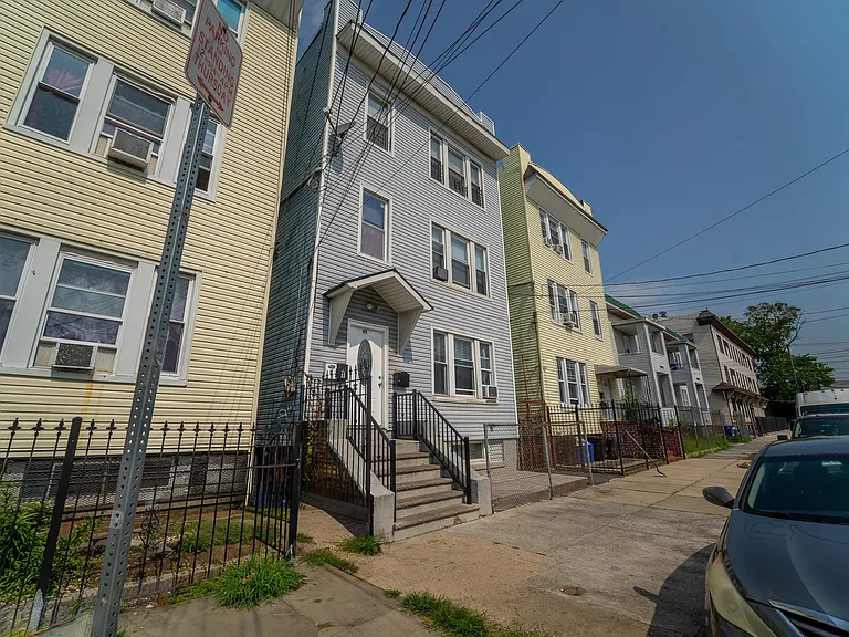 422 Woodside Ave #3 — Photo 23