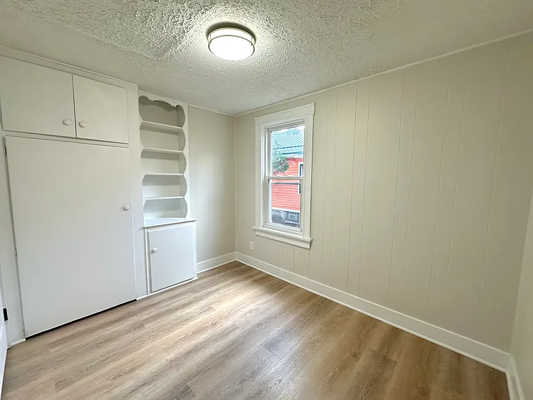 144 Sanford St #1 — Photo 6