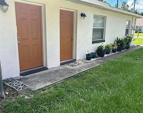 704 Sunset Ave #B Photo 1