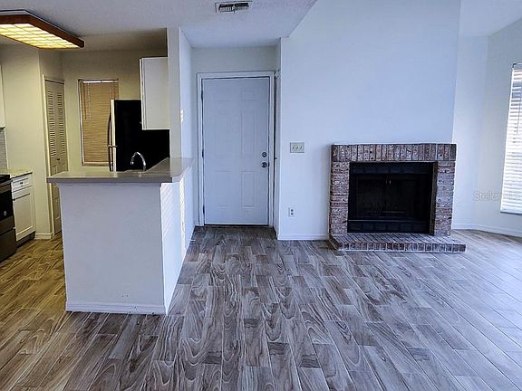 4th image of 620 Glenwood Ct APT 91