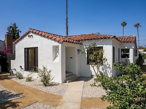 4th image of 3401 Madera Ave