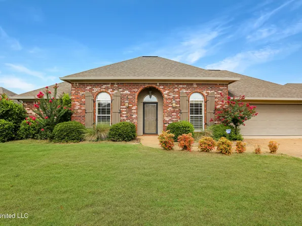 714 Clubhouse Dr, Pearl, MS 39208