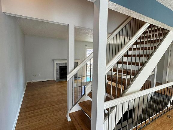 4th image of 5184 Willow Grove Pl S