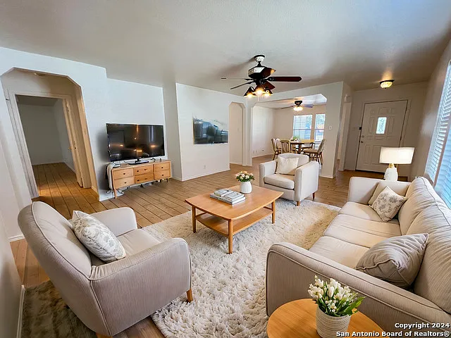 109 Bethany Way — Photo 3
