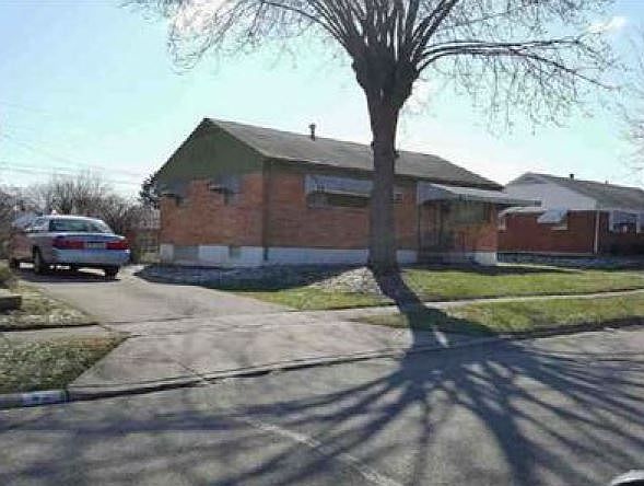 2nd image of 56 Quinby Ln