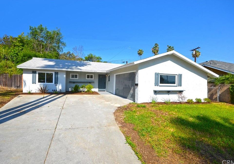 1st image of 409 Brigita Ave