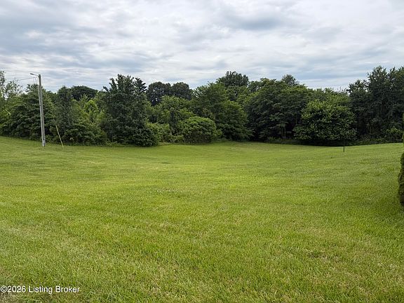 4th image of 845 D E Brown Rd