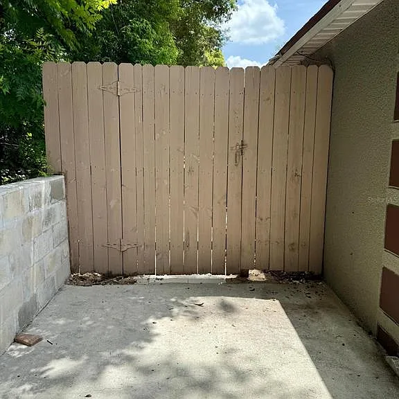 23737 Lake Ave — Photo 10