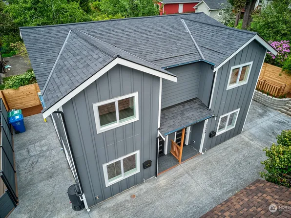12006 B Dayton Avenue N, Seattle, WA 98133