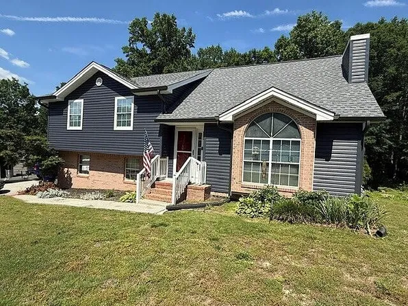 533 Middle View Dr, Ringgold, GA 30736