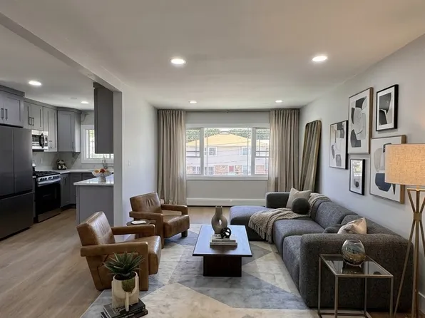 (undisclosed Address), Yonkers, NY 10703