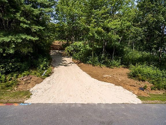 3rd image of 24 Sherwood (lot 2) Drive