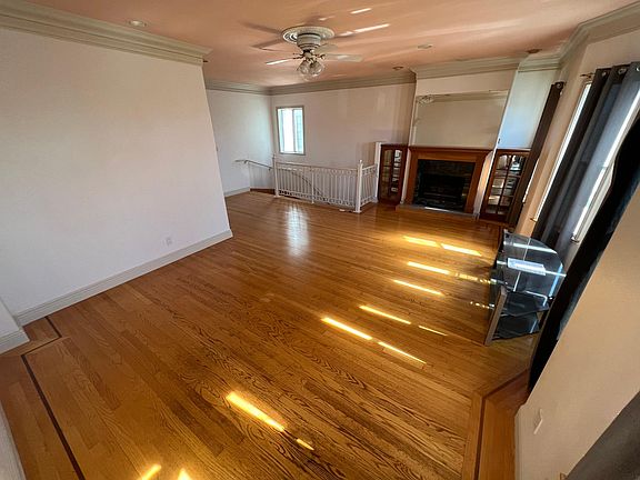 2nd image of 1248 46th Ave