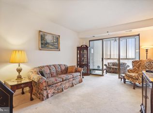 3210 N Leisure World Blvd APT 918, Silver Spring, MD 20906