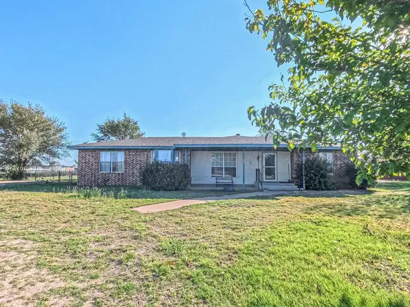 403 Mesquite Dr, Fritch, TX 79036