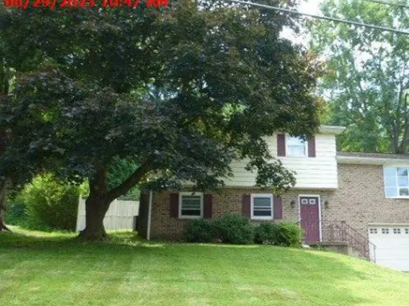 362 Allegheny Dr, York, PA 17402